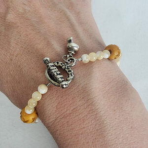 Vintage Brown Carved Beaded Bracelet